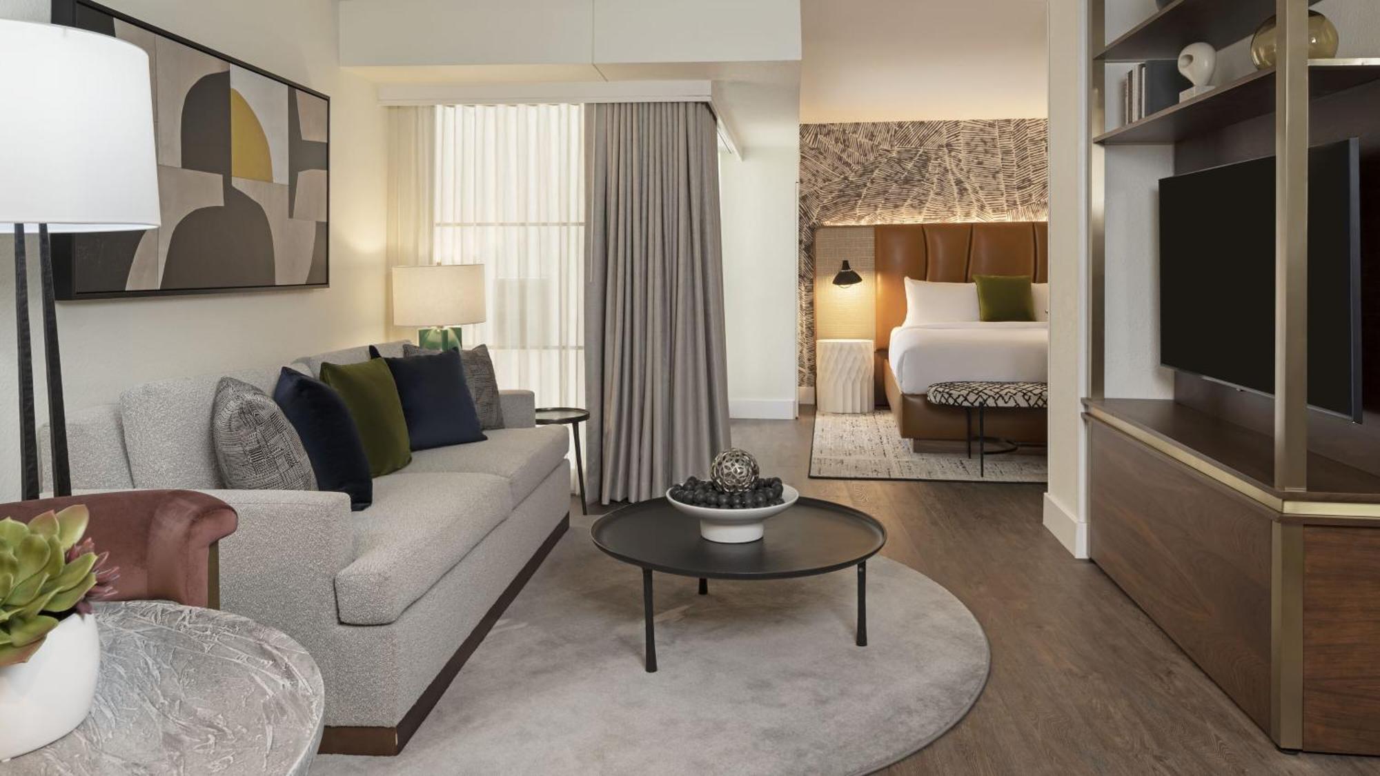 Burton House, Beverly Hills, A Tribute Portfolio 3* Los Ángeles
